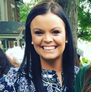 Meet your Posher, Monica